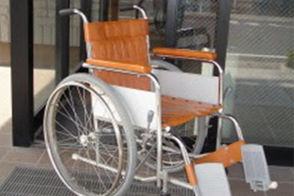 岡田クリニック 車椅子