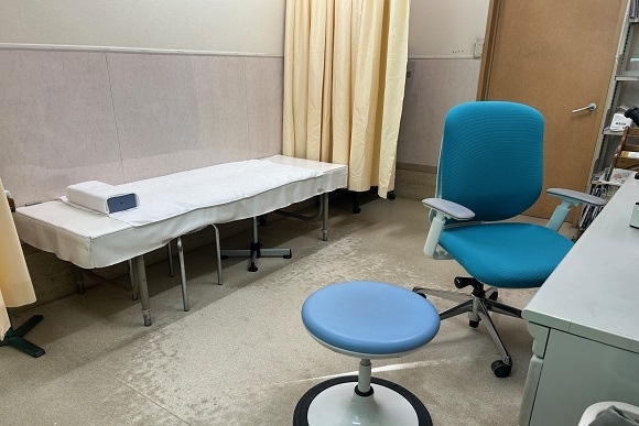 岡田クリニック 皮膚科診療室